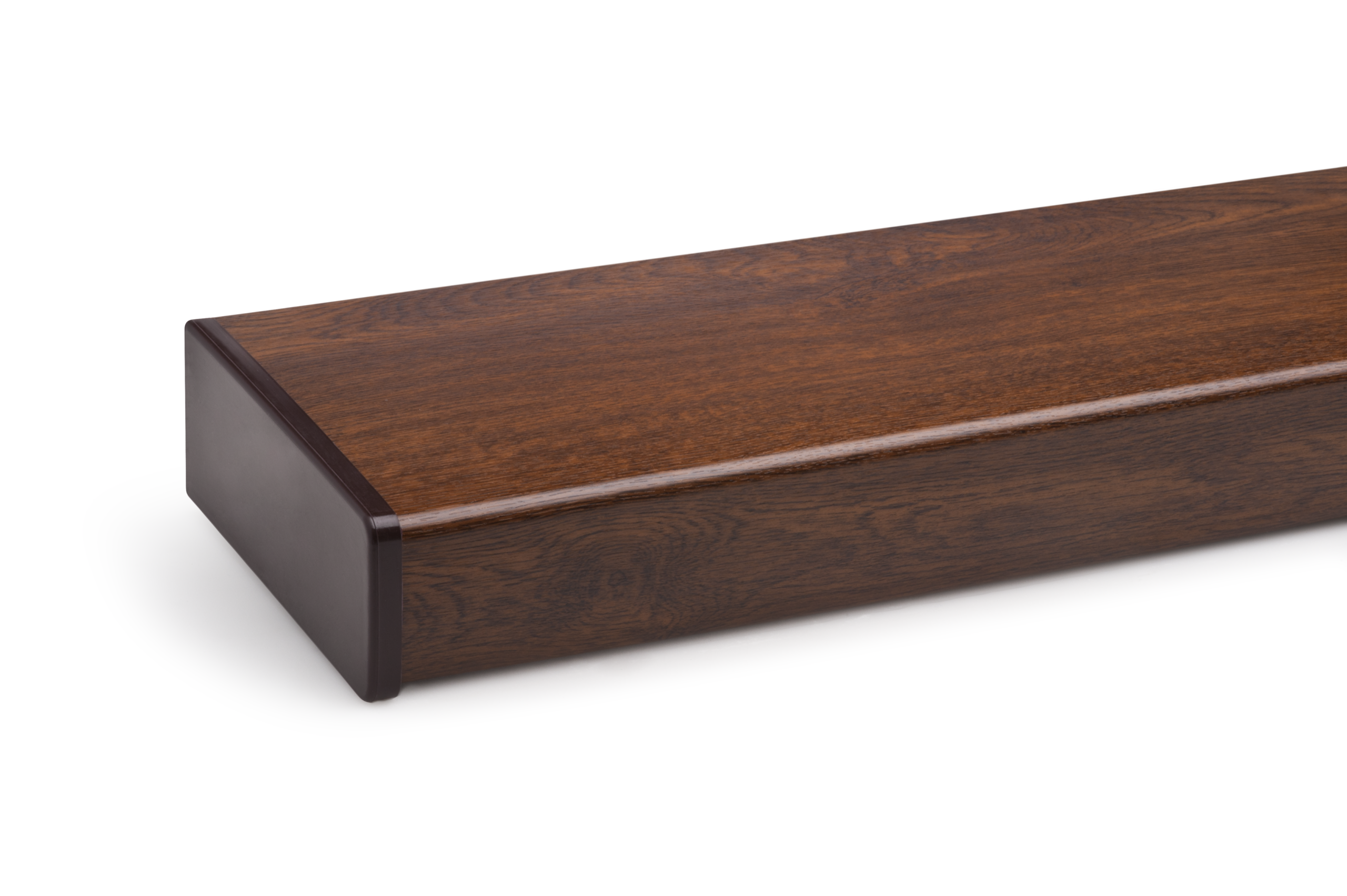 Ciemnobrązowa nakładka renowacyjna PCV orzech, głęboki odcień drewna na starym parapecie.